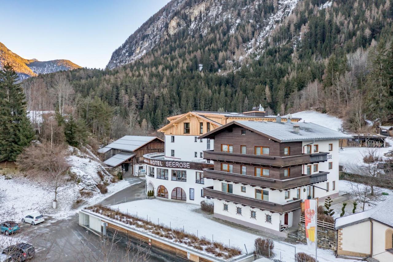 Seehüter's Hotel Seerose Oetz Exterior foto