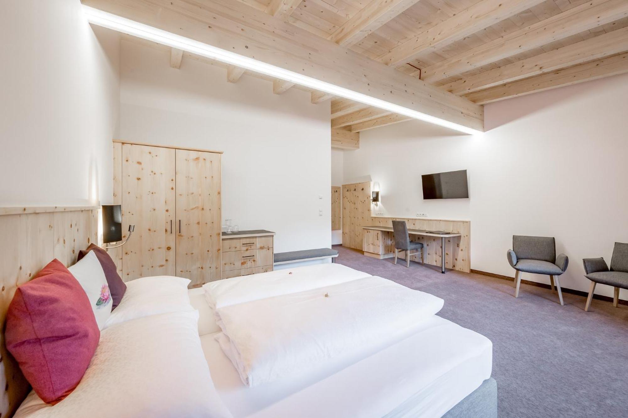 Seehüter's Hotel Seerose Oetz Habitación foto